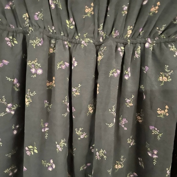 NWT American Eagle Gray Floral Ruffle Dress Long Sleeve Size Small - Picture 6 of 7